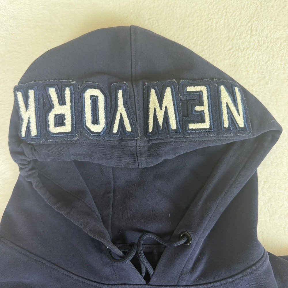 Pro Standard Mens M New York Yankees Hoodie Navy Blue MLB Patch Pullover - Picture 4 of 8